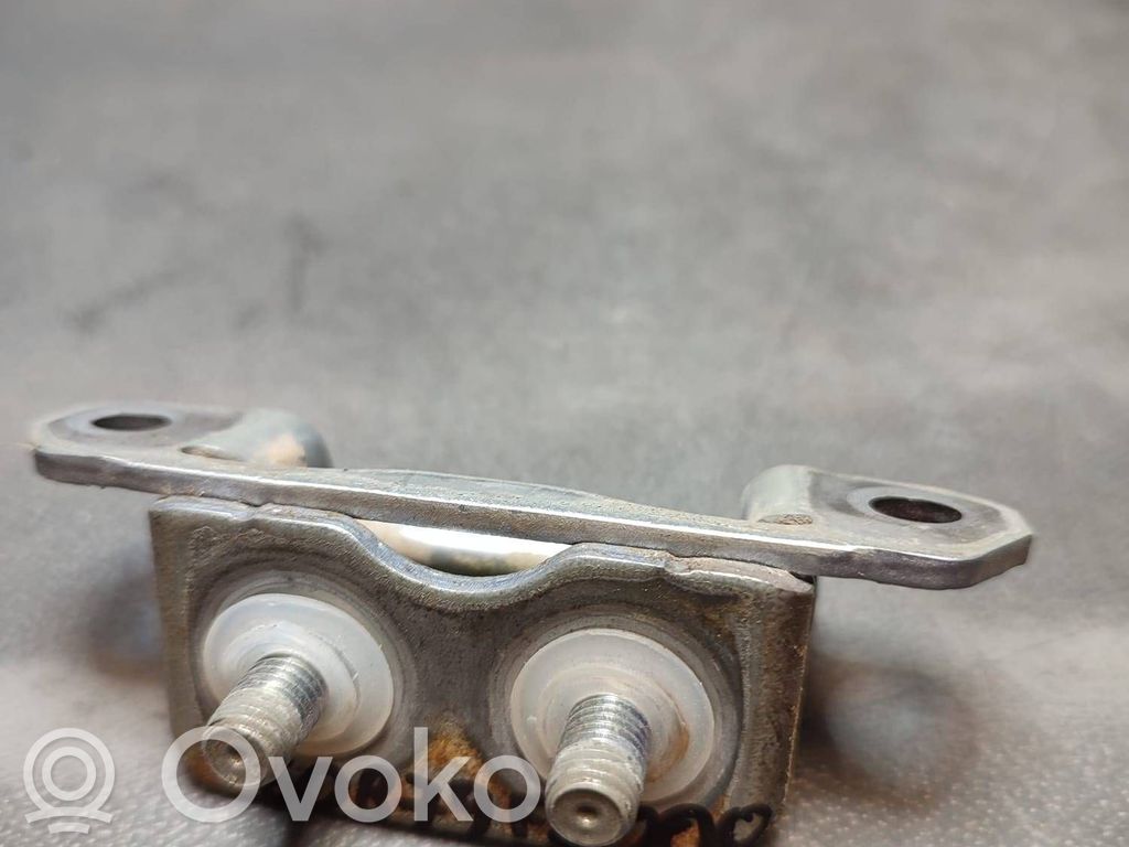 KIA Optima Tailgate/trunk/boot hinge 