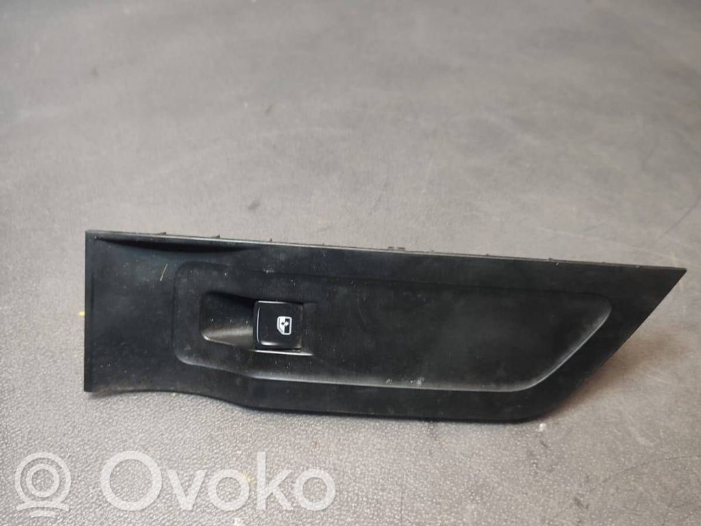 Skoda Superb B8 (3V) Przyciski szyb 