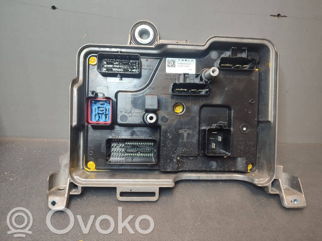 Tesla Model Y Module confort 