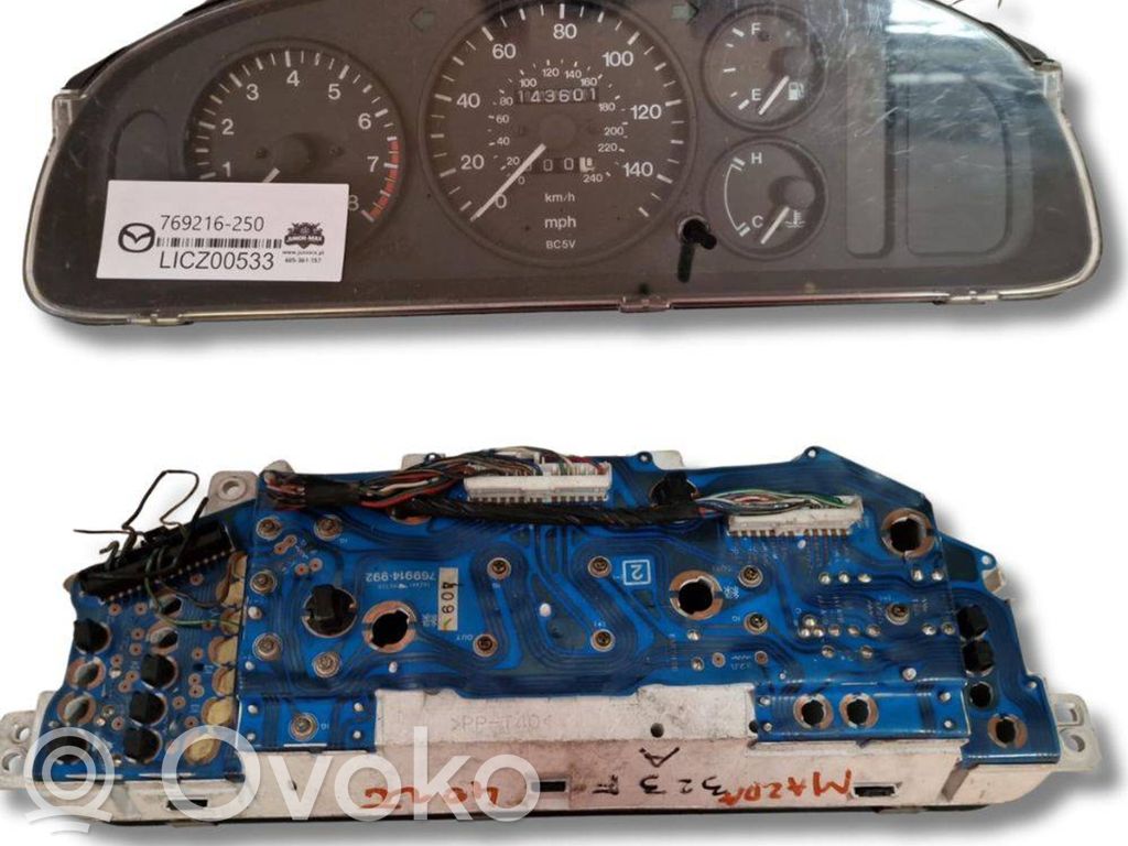 Mazda 323 F Vitezometru (grup de instrumente) 