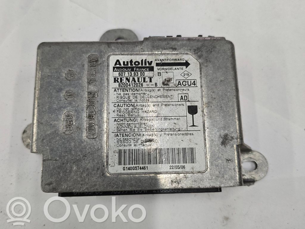 Renault Megane II Airbag control unit/module 