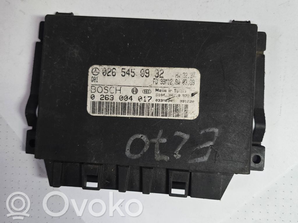 Mercedes-Benz E W210 Pysäköintitutkan (PCD) ohjainlaite/moduuli 