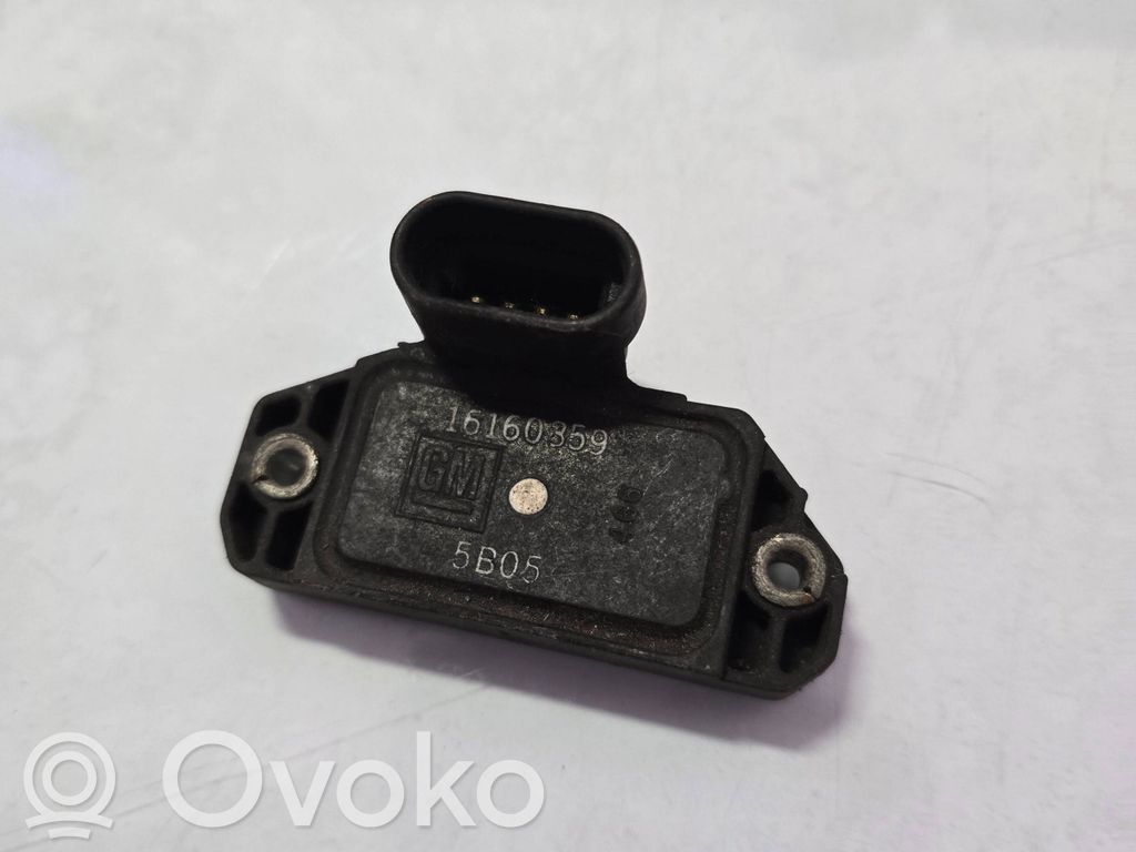 Opel Corsa B Ignition amplifier control unit 