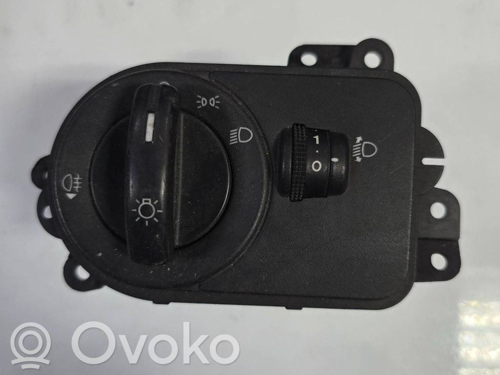 Ford Fiesta Lichtschalter 