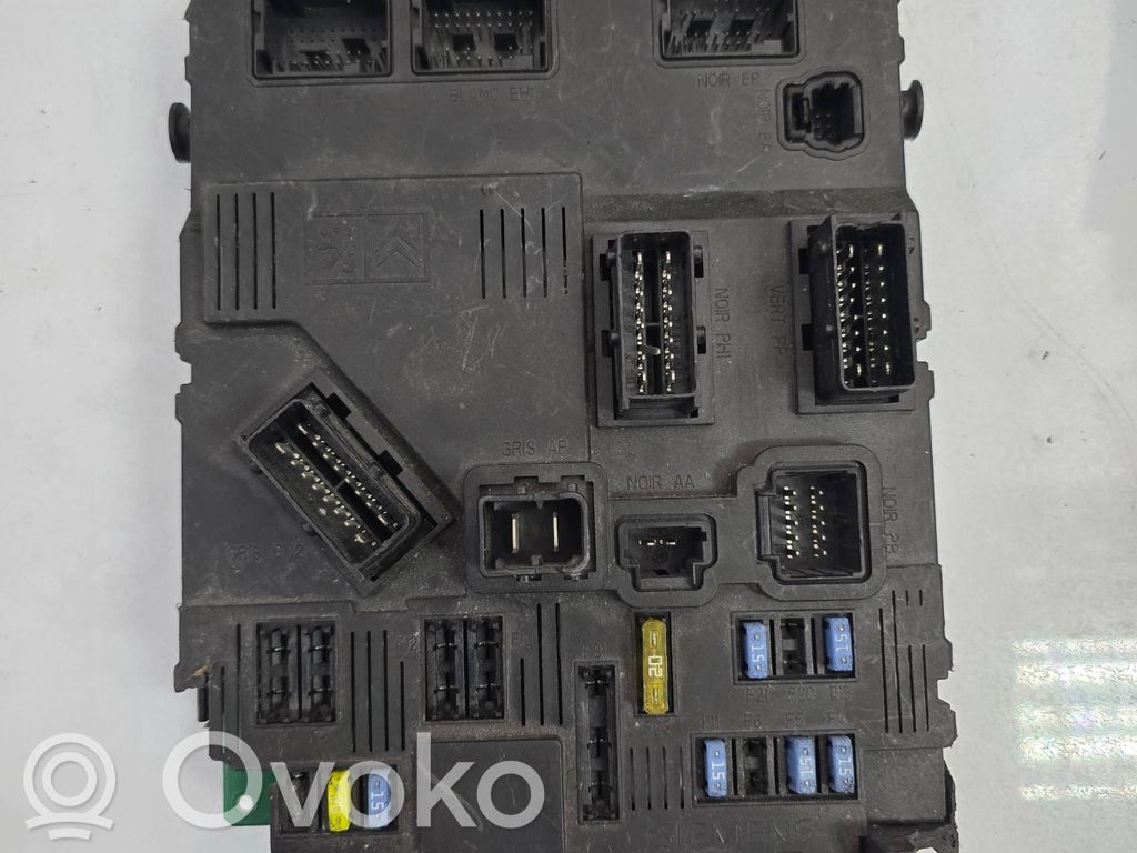 Citroen Xsara Picasso Fuse module 