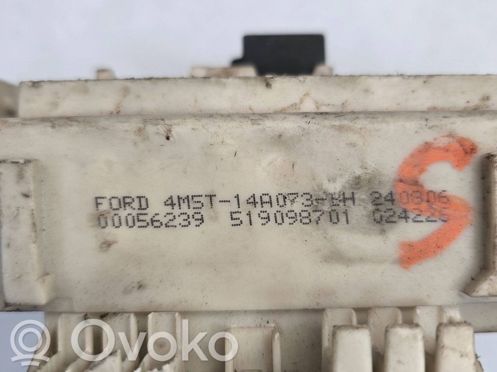 Ford Focus Fuse module 