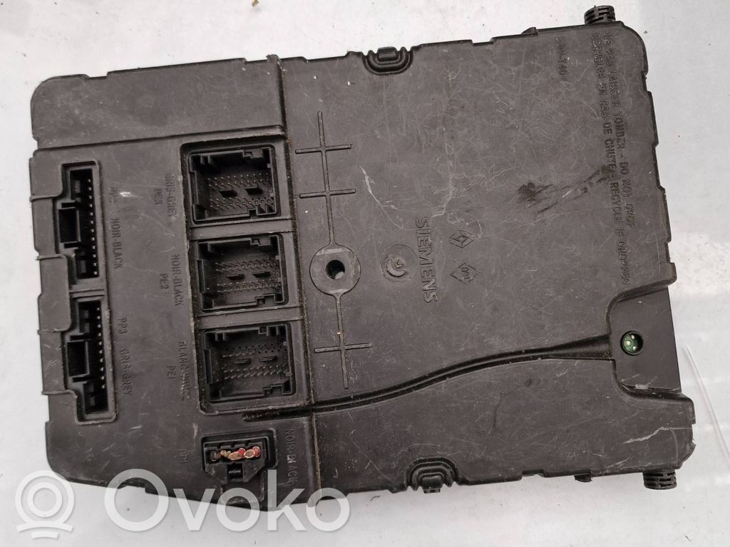 Renault Megane II Central body control module 