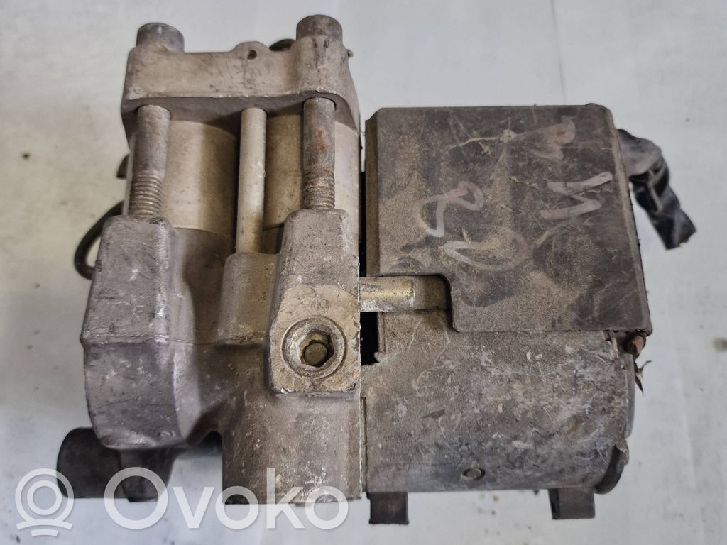 Audi 80 90 S2 B4 ABS bloks 
