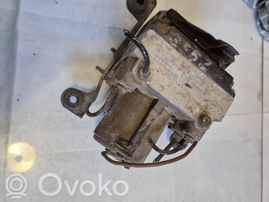Audi A4 S4 B5 8D ABS-pumppu 