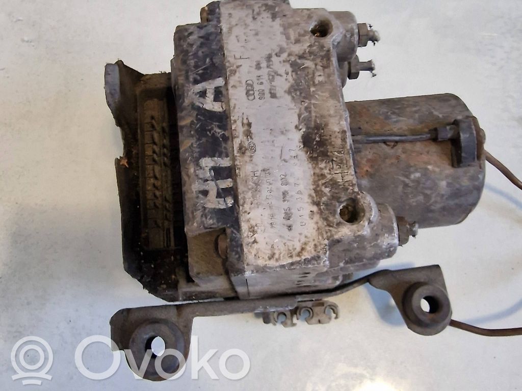 Audi A4 S4 B5 8D ABS-pumppu 
