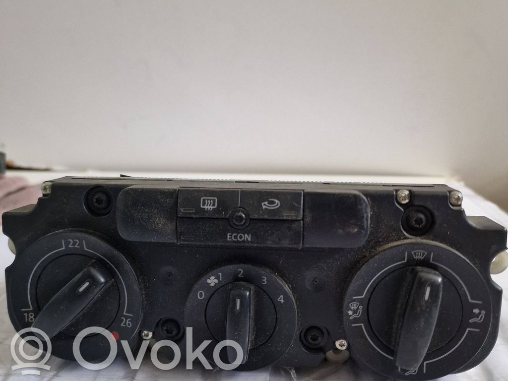Volkswagen Golf IV Climate control unit 