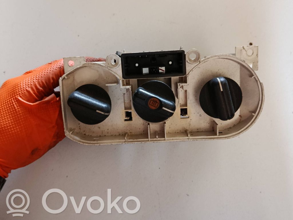 Opel Astra F Climate control unit 