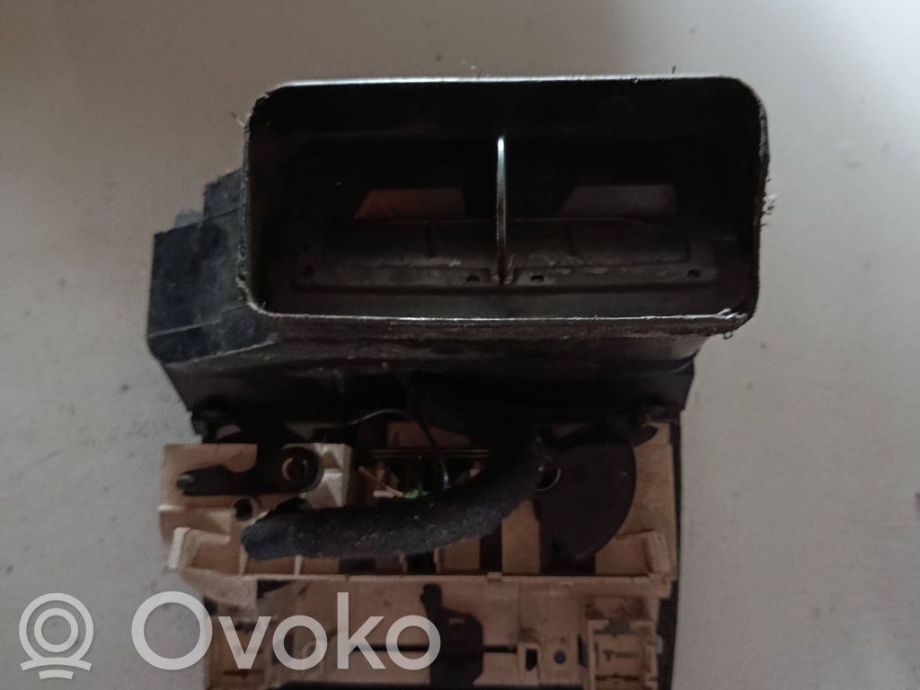 Opel Corsa B Panel klimatyzacji 
