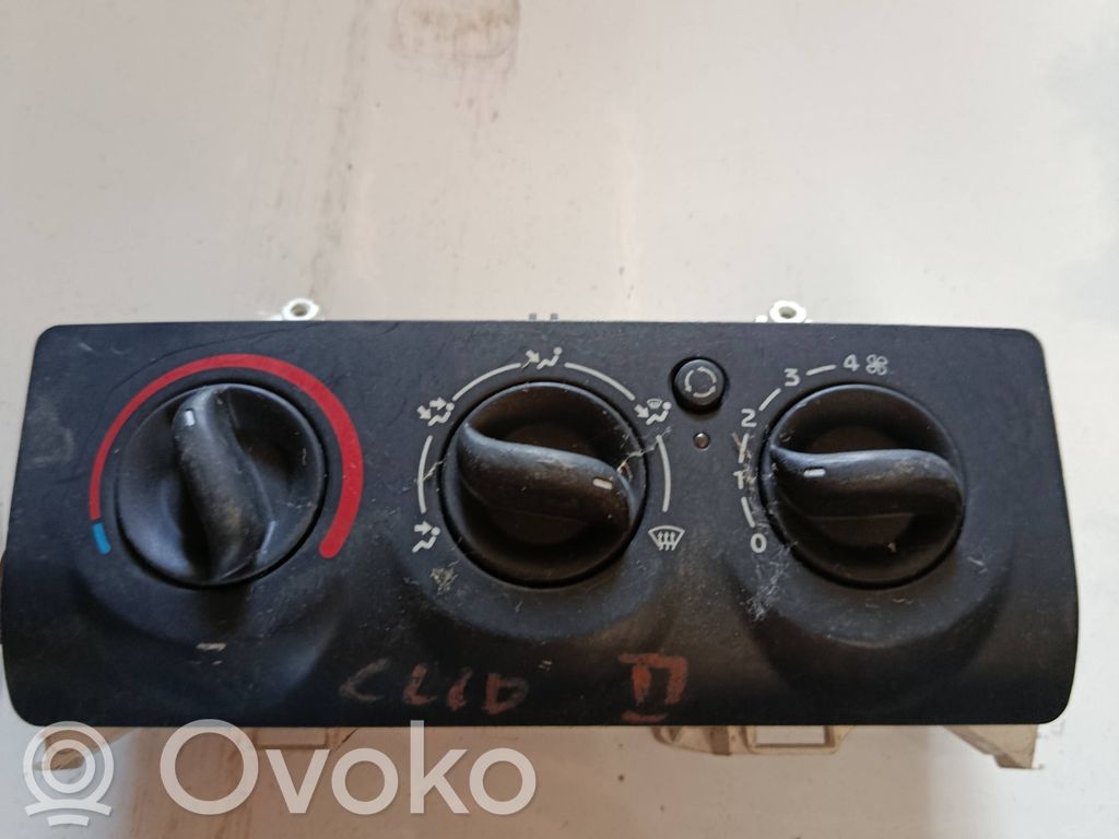 Renault Clio I Climate control unit 