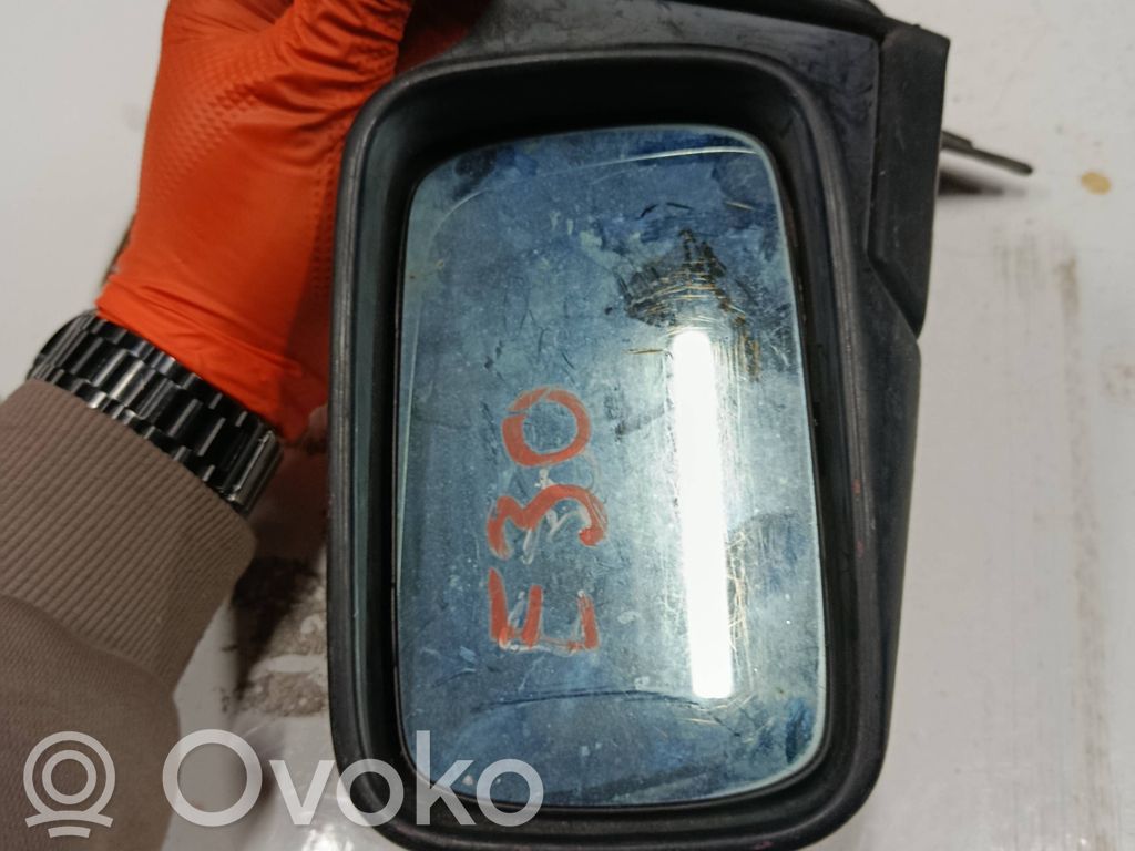 Front door electric wing mirror   E10017111,0017242