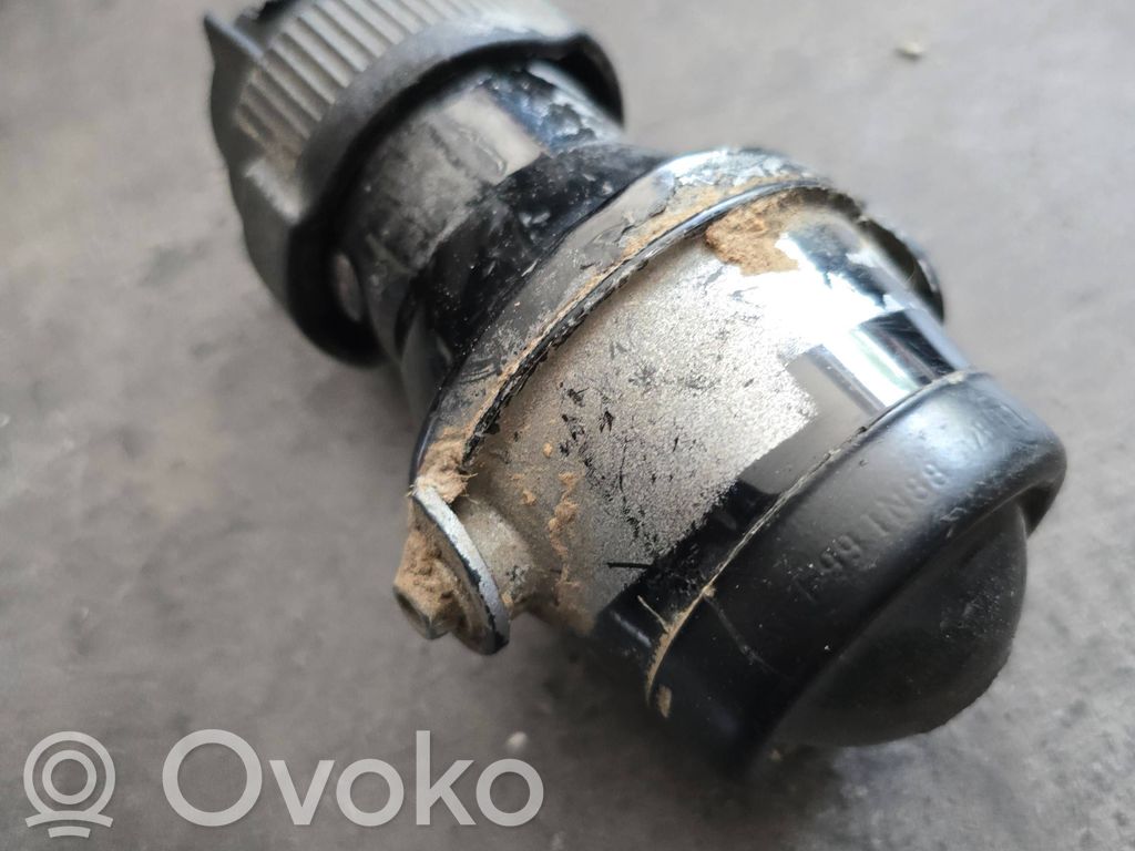 Opel Zafira A Miglas lukturis priekšā 