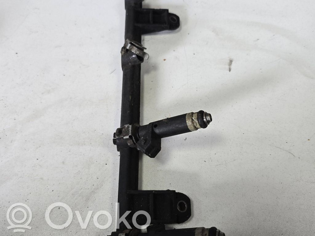 Opel Astra H Fuel main line pipe 