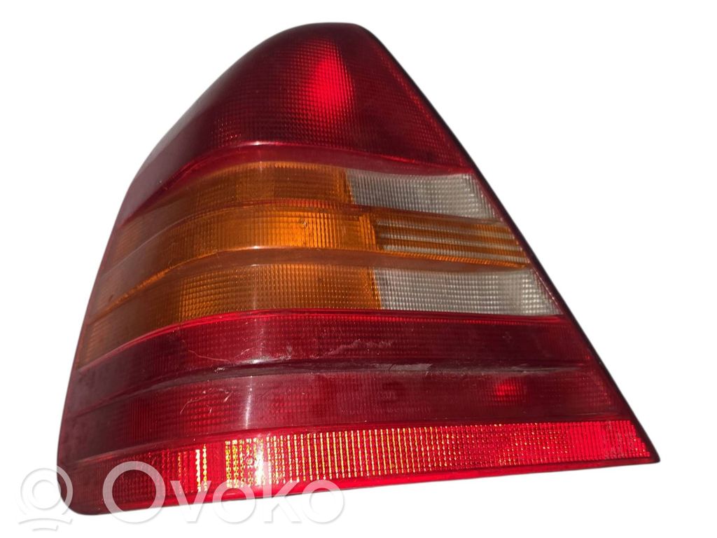 Mercedes-Benz C W202 Lampa tylna 