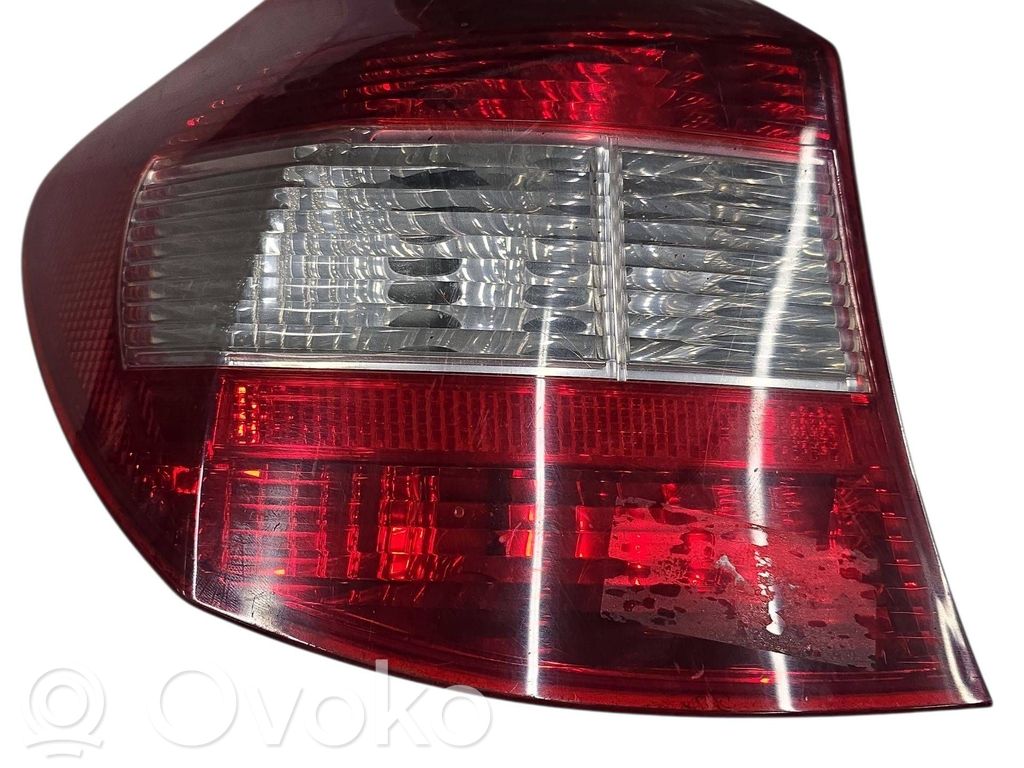 Rear/tail lights   6924501