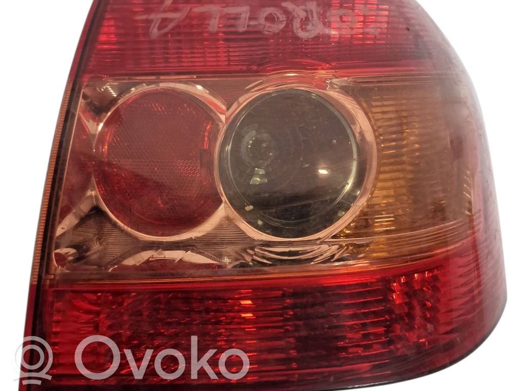 Toyota Corolla E120 E130 Lampa tylna 