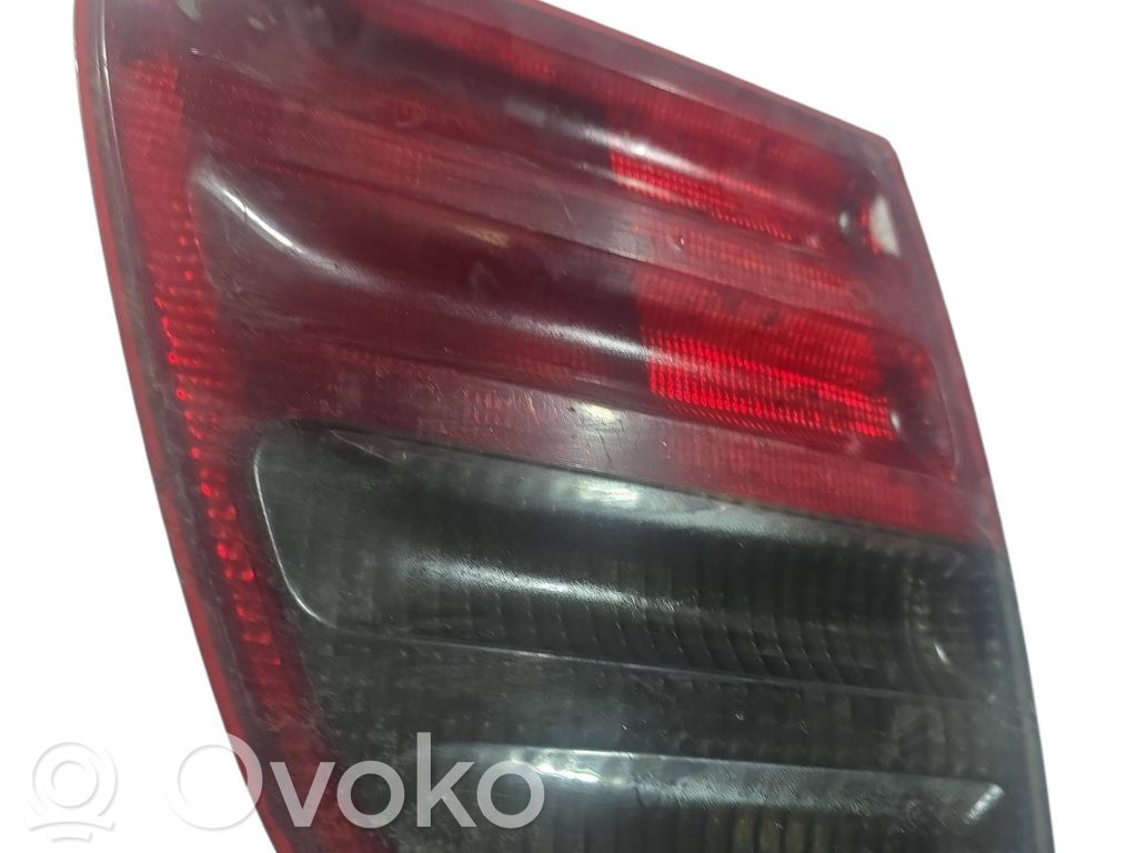 Mercedes-Benz E W210 Luci posteriori 