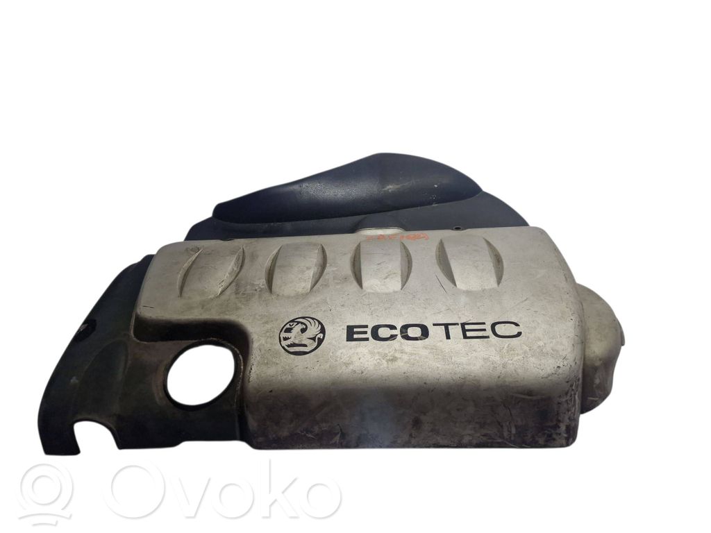 Opel Astra H Couvercle cache moteur 