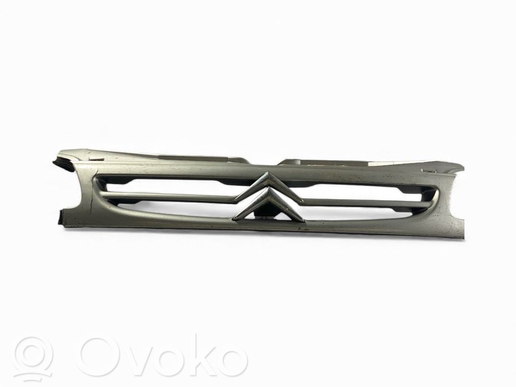 Citroen Berlingo Etusäleikkö 