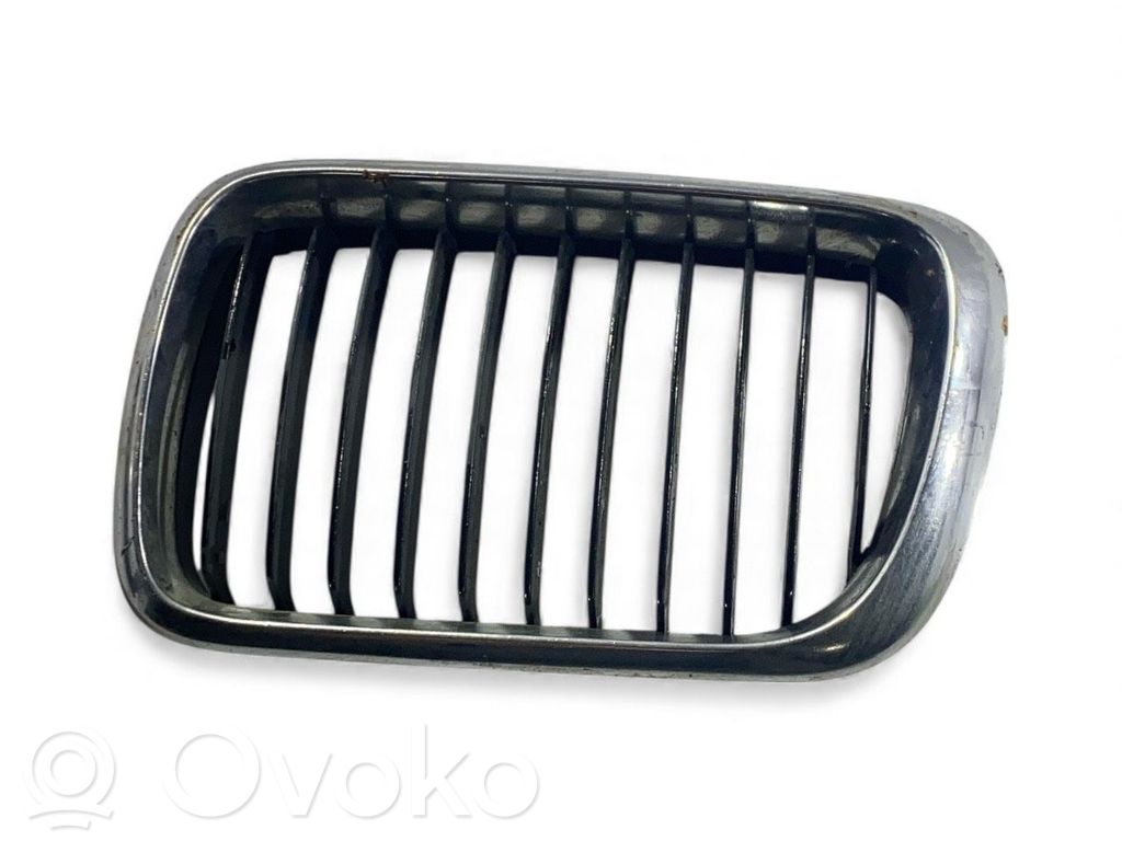 BMW 3 E36 Front bumper upper radiator grill 