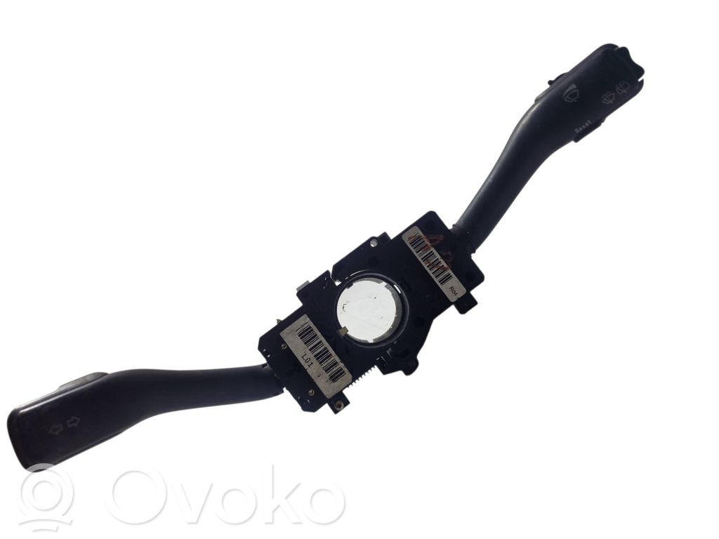 Volkswagen Golf IV Interruptor/palanca de limpiador de luz de giro 