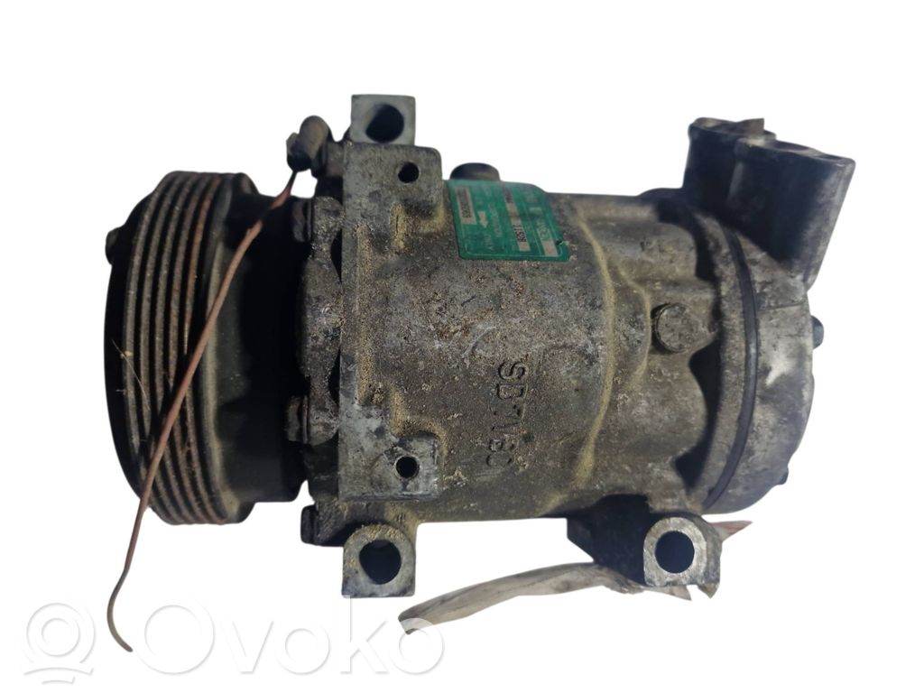 Renault Clio III Air conditioning (A/C) compressor (pump) 