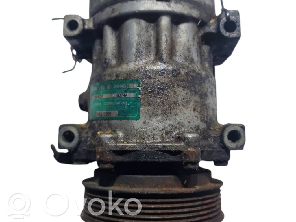 Renault Laguna II Air conditioning (A/C) compressor (pump) 