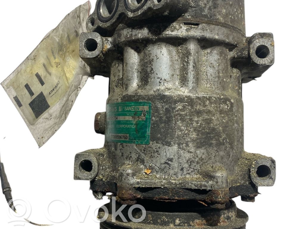 Renault Laguna II Air conditioning (A/C) compressor (pump) 