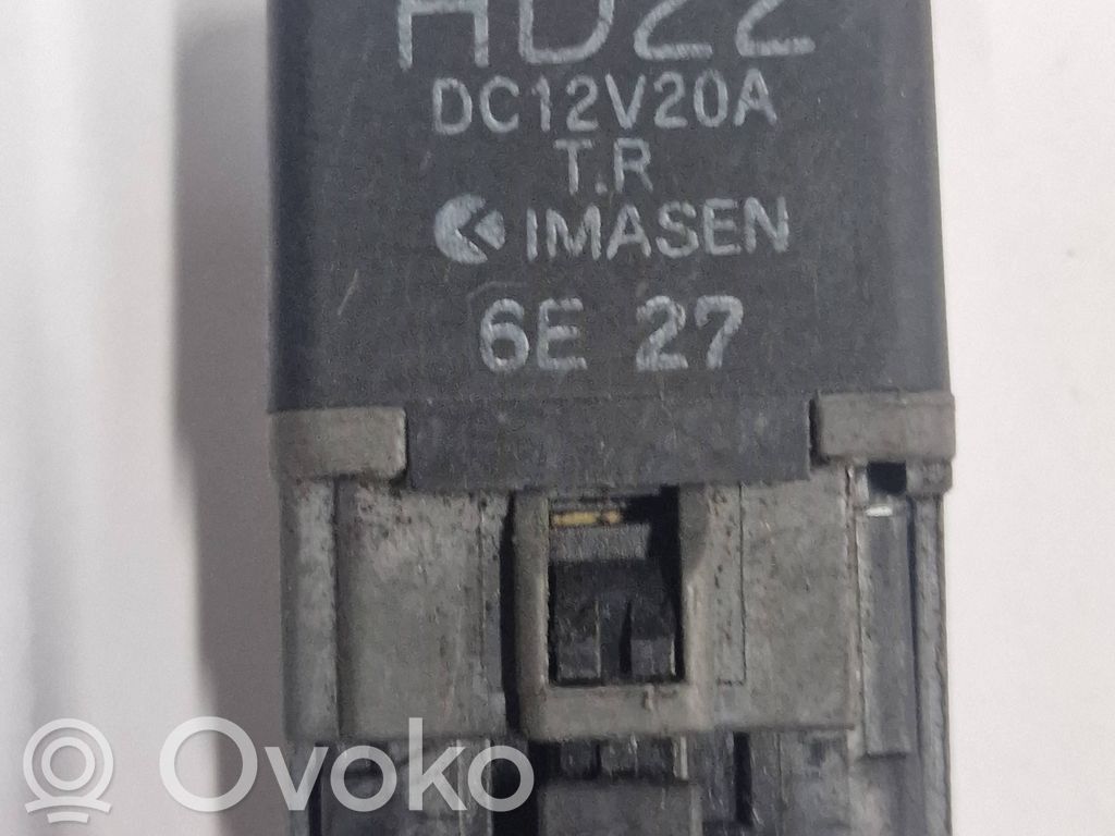 Mazda 121 Muu rele 