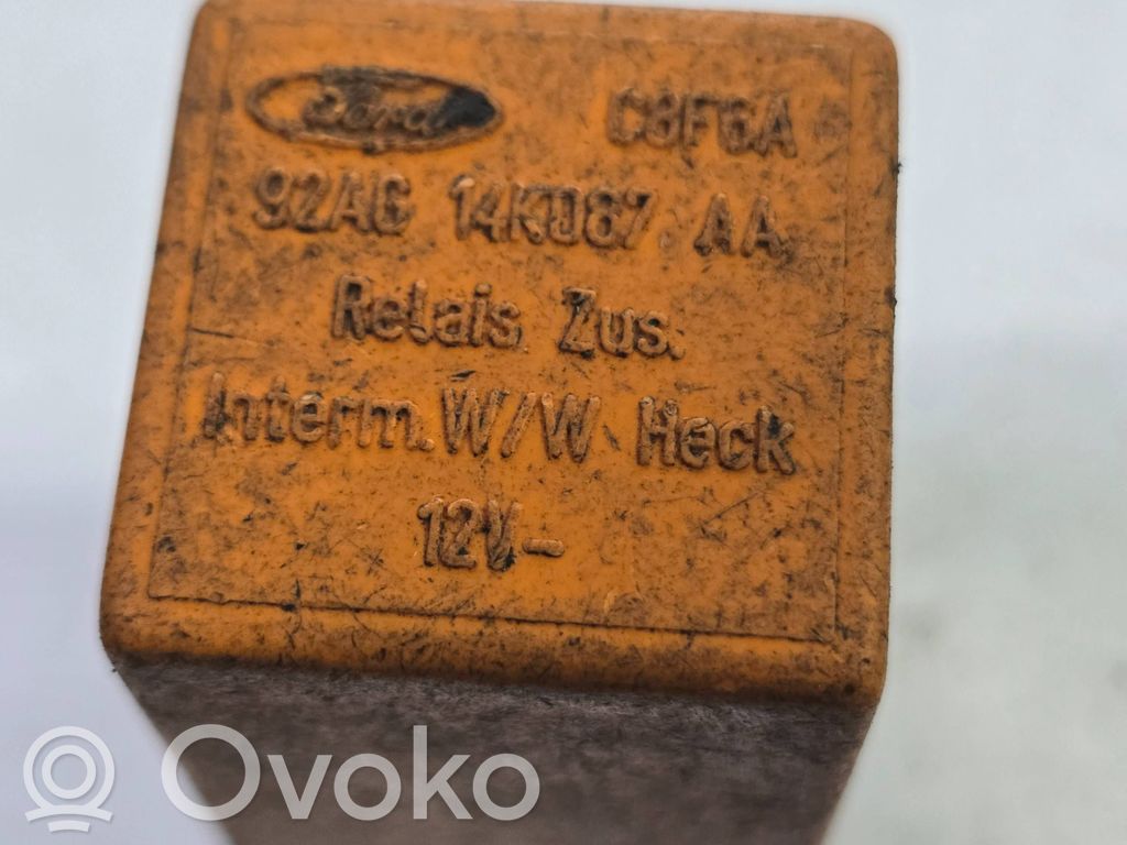 Otros relés   92AG14K087AA