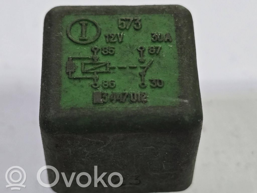 Opel Corsa B Muu rele 
