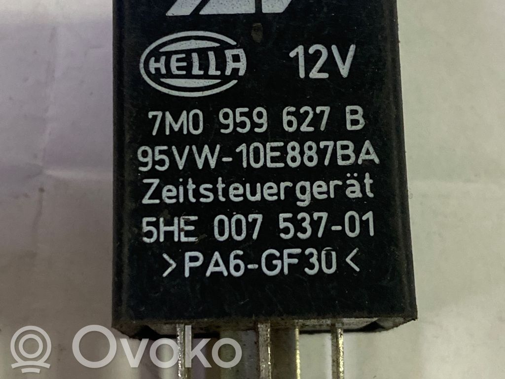 Audi A4 S4 B5 8D Other relay 