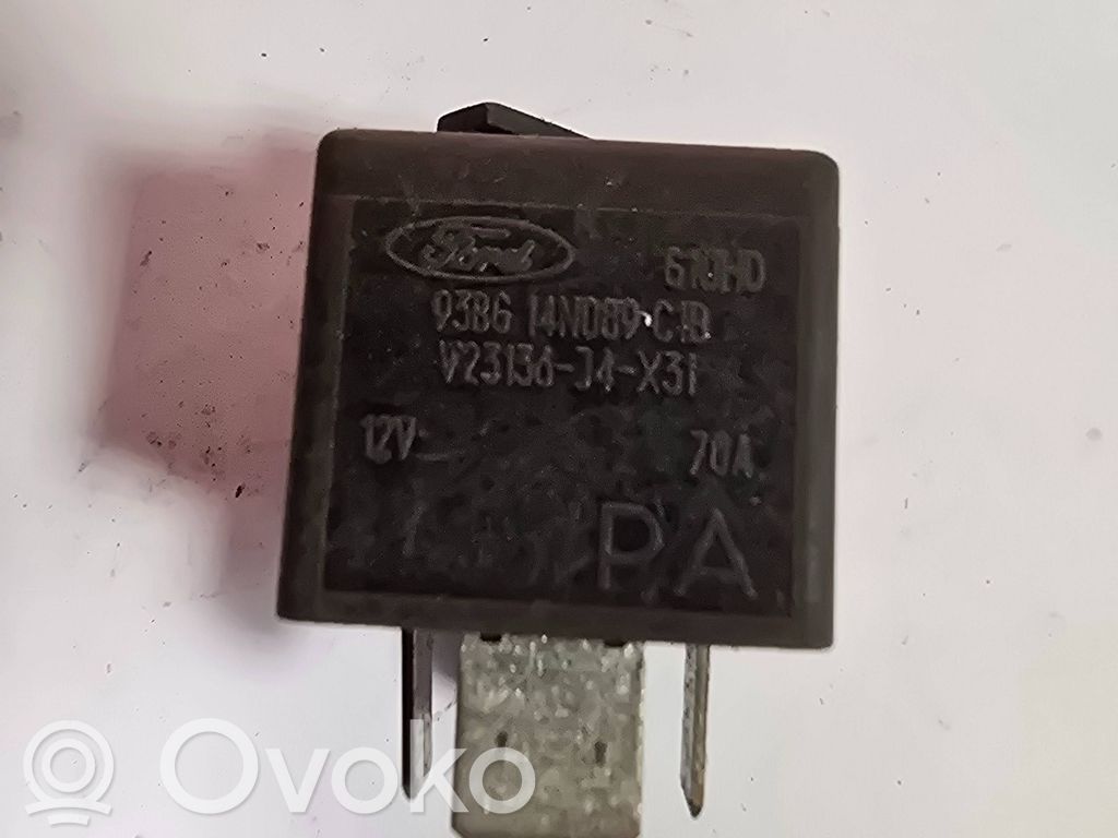 Ford Mondeo MK II Muu rele 