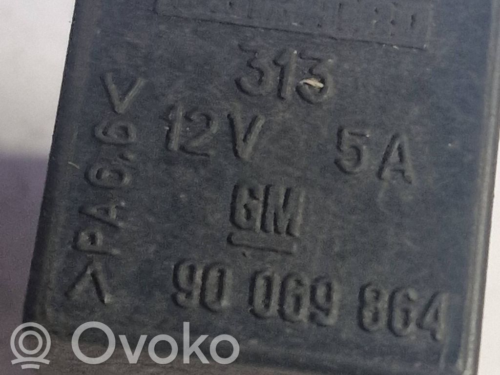 Opel Zafira A Sonstige Relais 