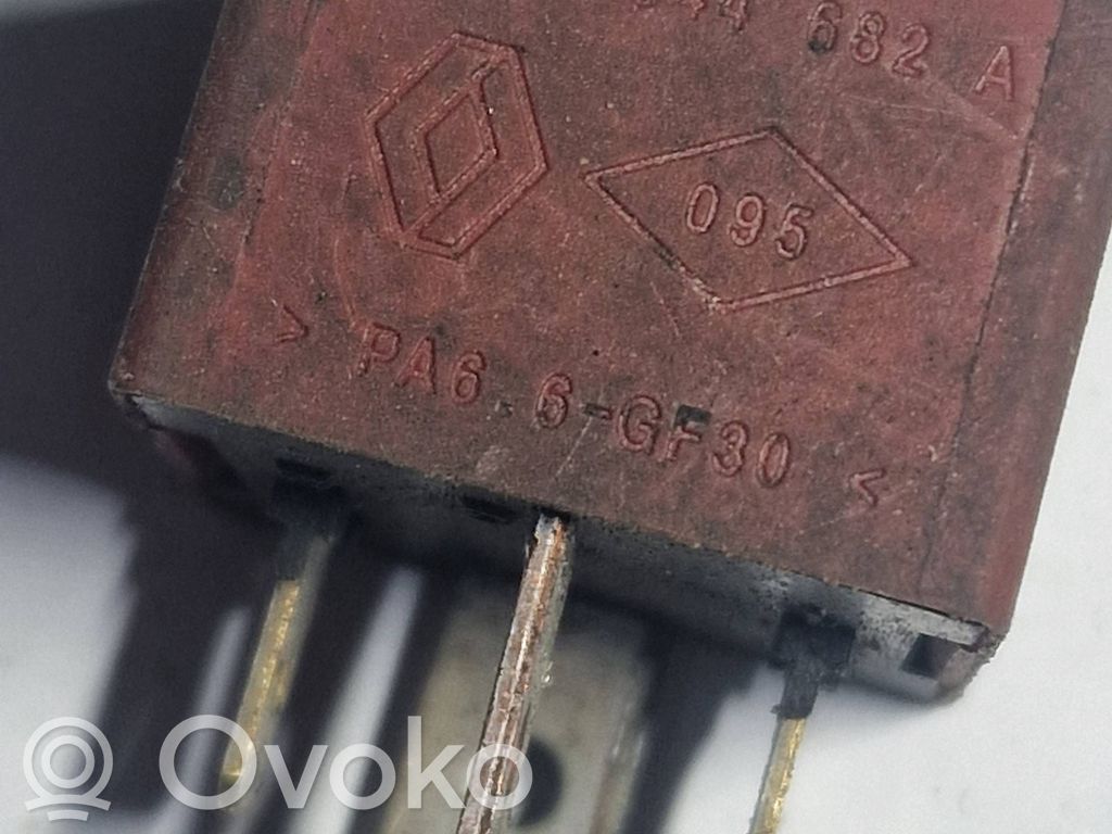 Renault Laguna II Other relay 