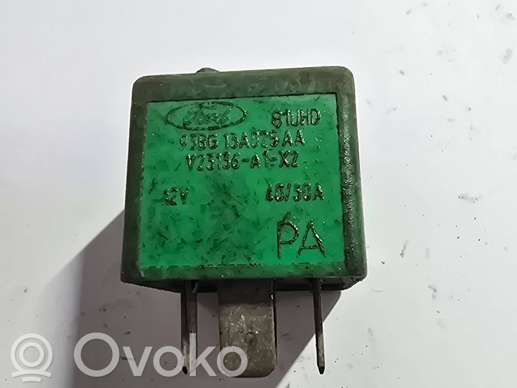 Ford Mondeo Mk III Other relay 