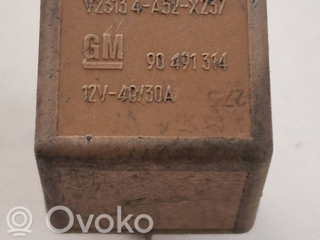 Opel Zafira A Muu rele 