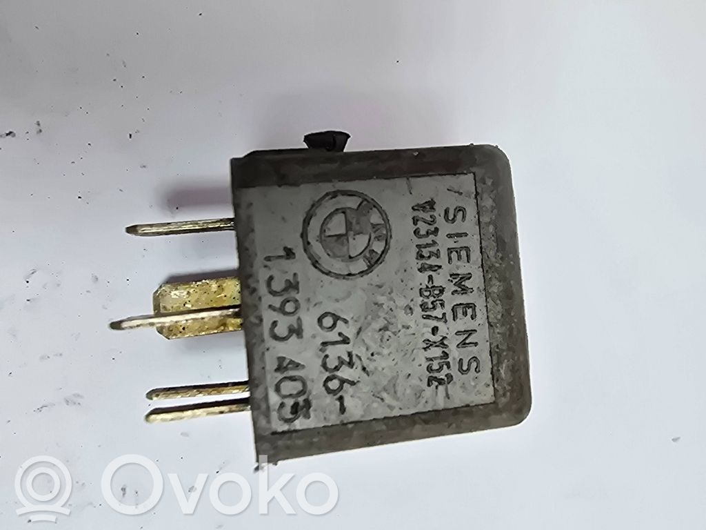 Otros relés   61361393403,V23134B57X152,6136