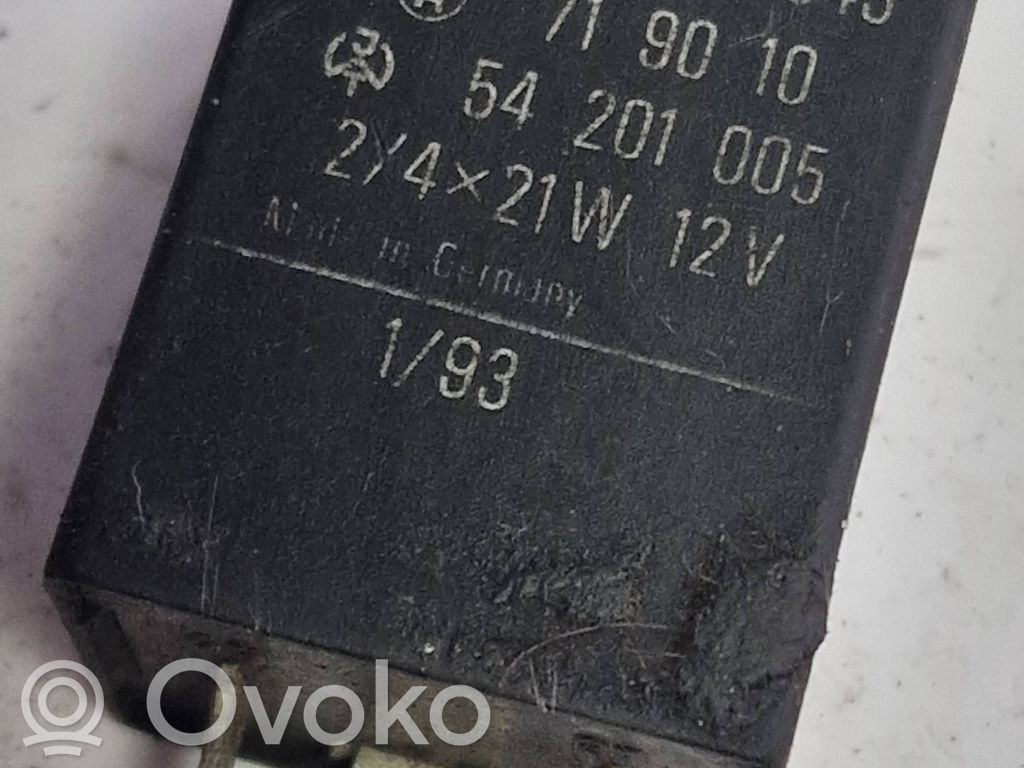 Opel Astra H Inne przekaźniki 