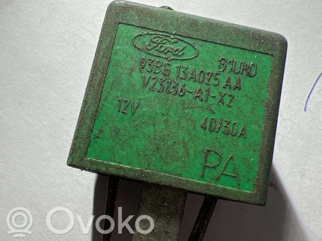 Ford Mondeo MK II Other relay 