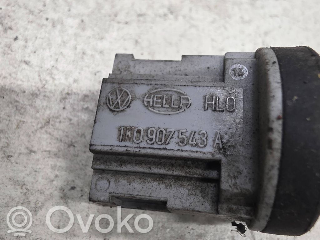 Volkswagen Touareg I Sensor de temperatura interna 
