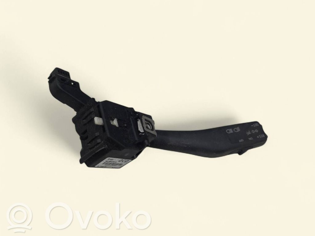 Audi A4 S4 B7 8E 8H Indicator stalk 