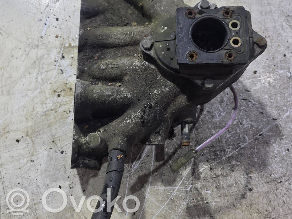 Audi 80 90 B3 Colector de admisión 