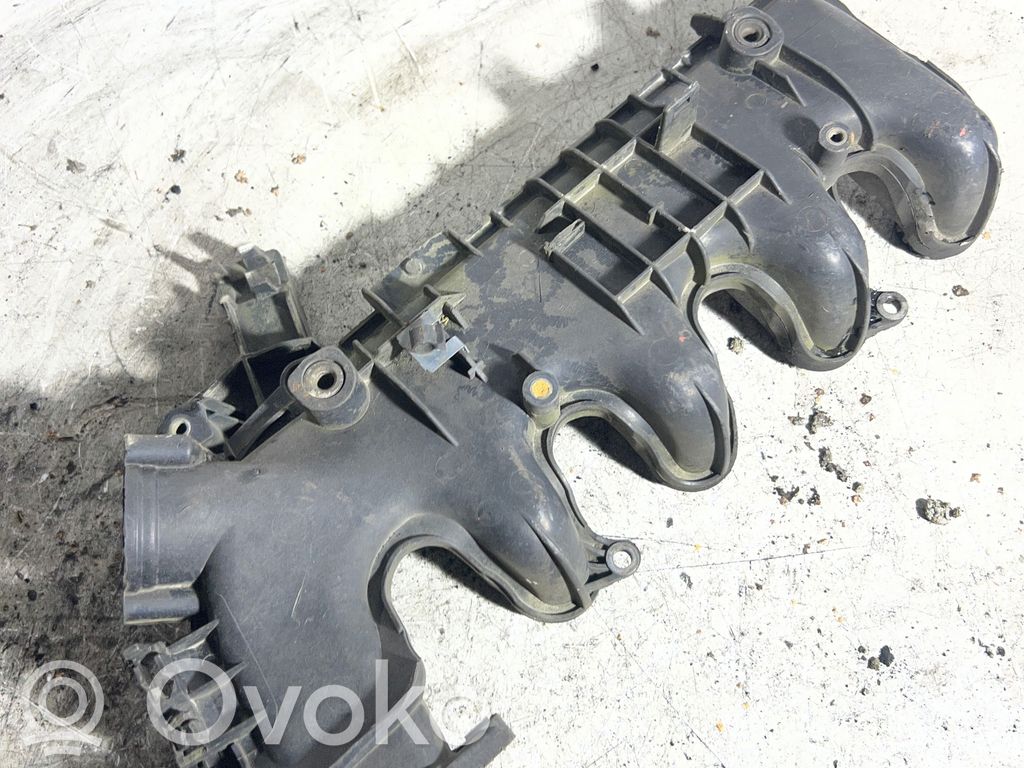 Peugeot 307 Kolektorius įsiurbimo 