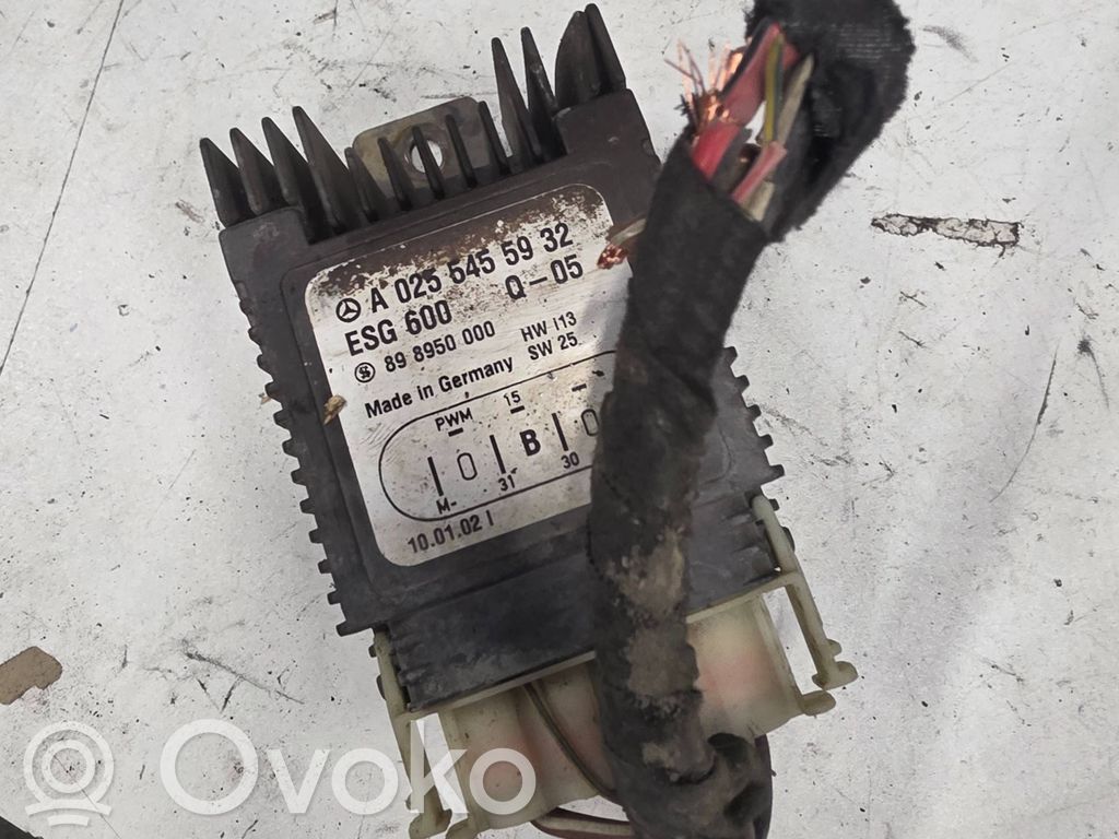 Mercedes-Benz E W210 Relais de ventilateur de liquide de refroidissement 