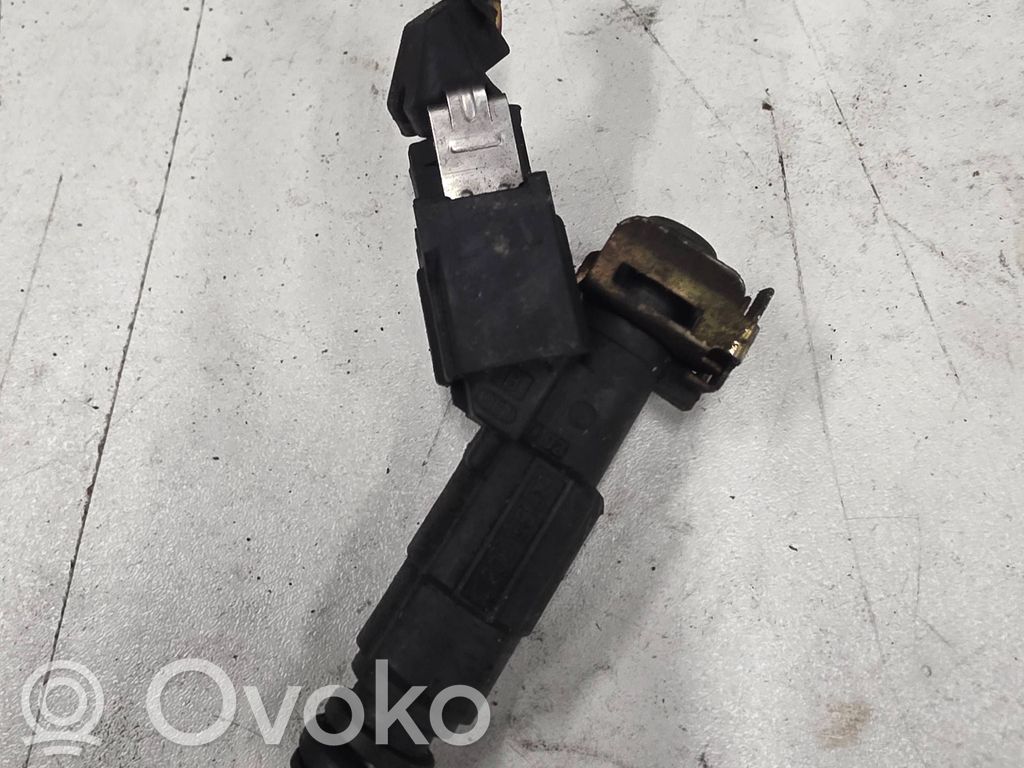 Volkswagen Polo III 6N 6N2 6NF Inyector de combustible 